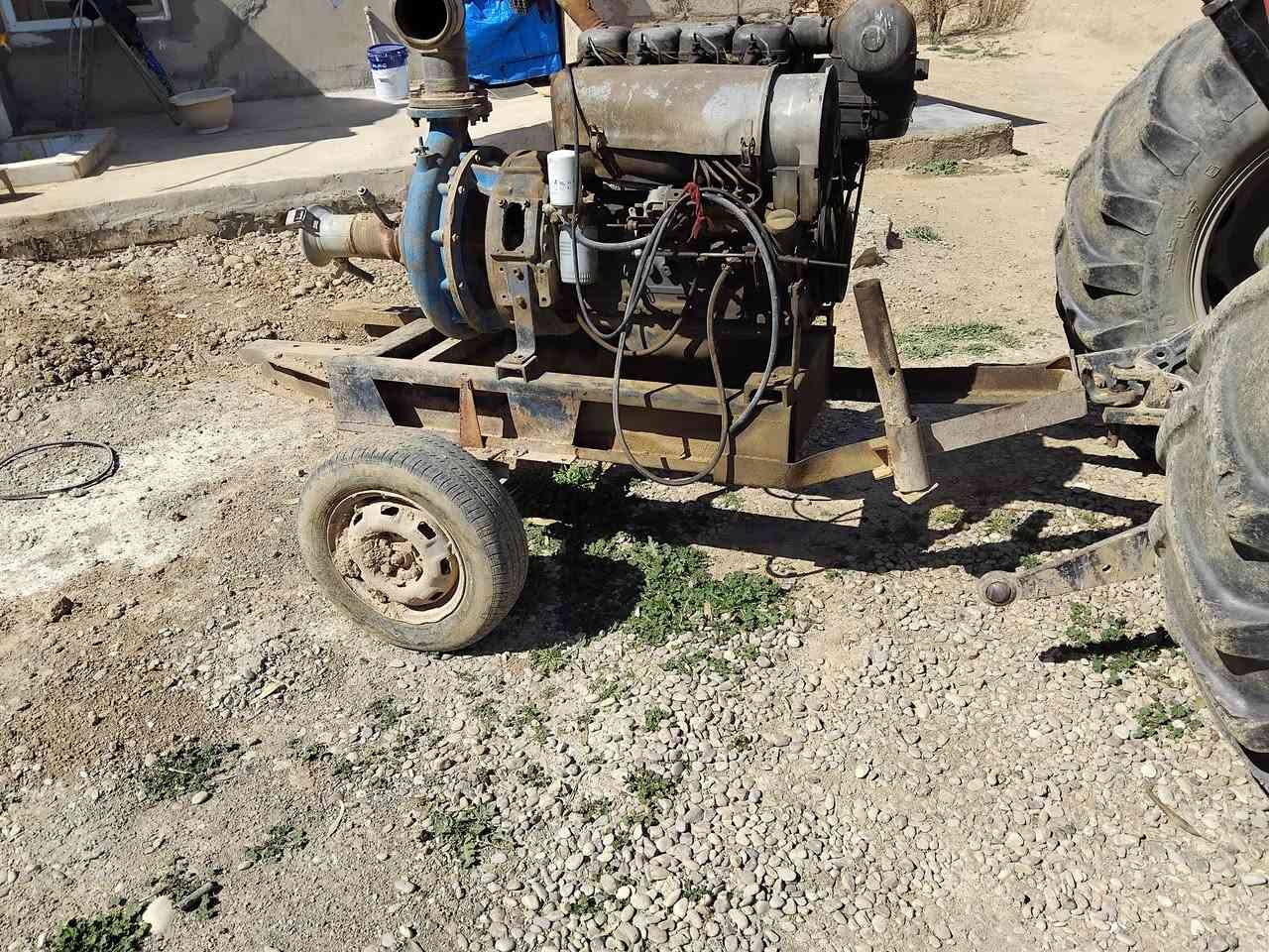 سلام و علیکم
للبیع محرک دویز مع خنزیرە 
مکان داقوق 
رقم ***********
