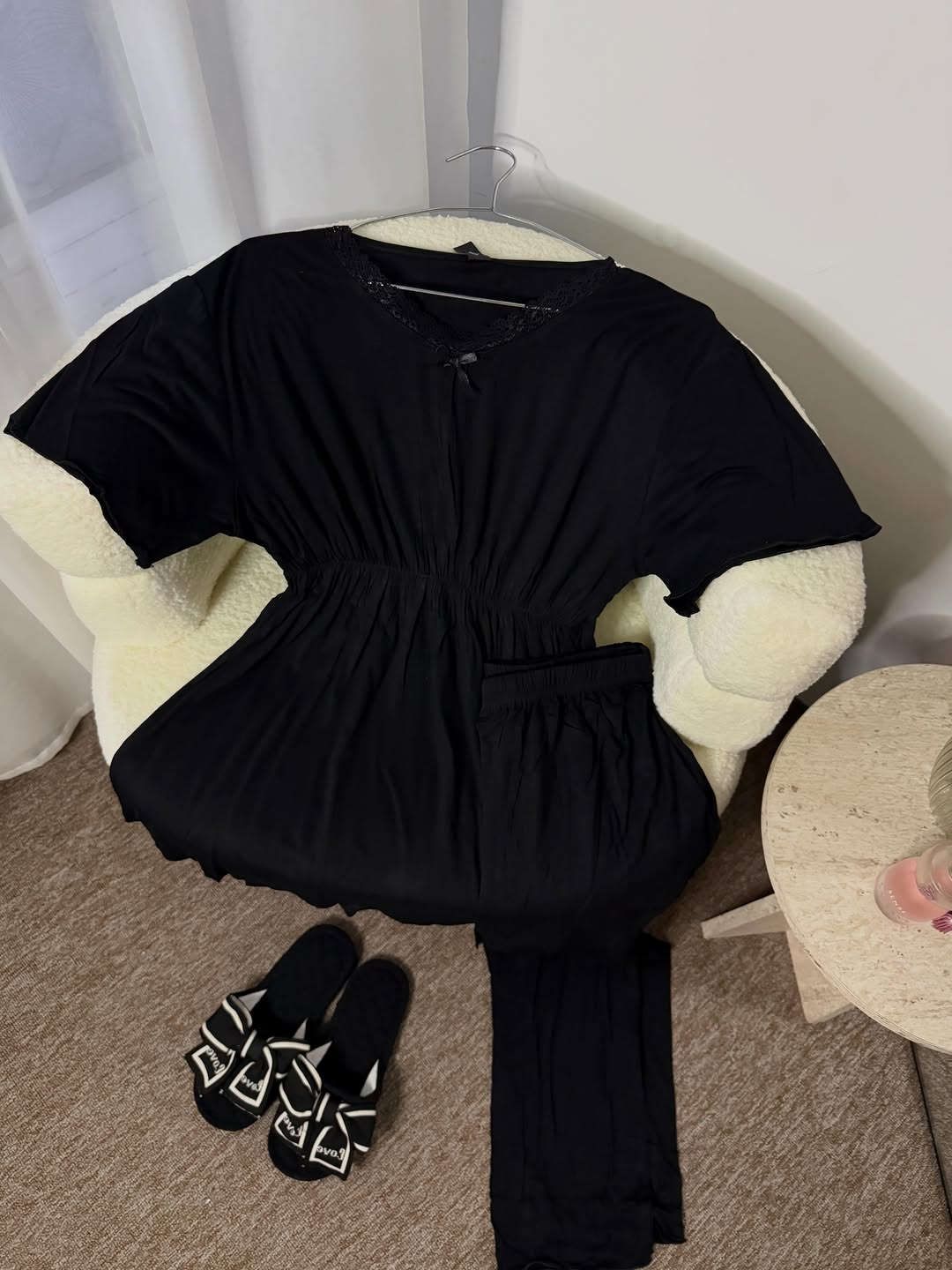 تراك فانيله زبده سواد يجنن♥️
قياسات من m-2xl 
من وزن 40-80
السعر 16 
السلبر 13


**إذا كنت صاحب هذا الإعلان وتريد حذفه لأي سبب، رجاءا أرسل رسالة إلى الدعم الفني**