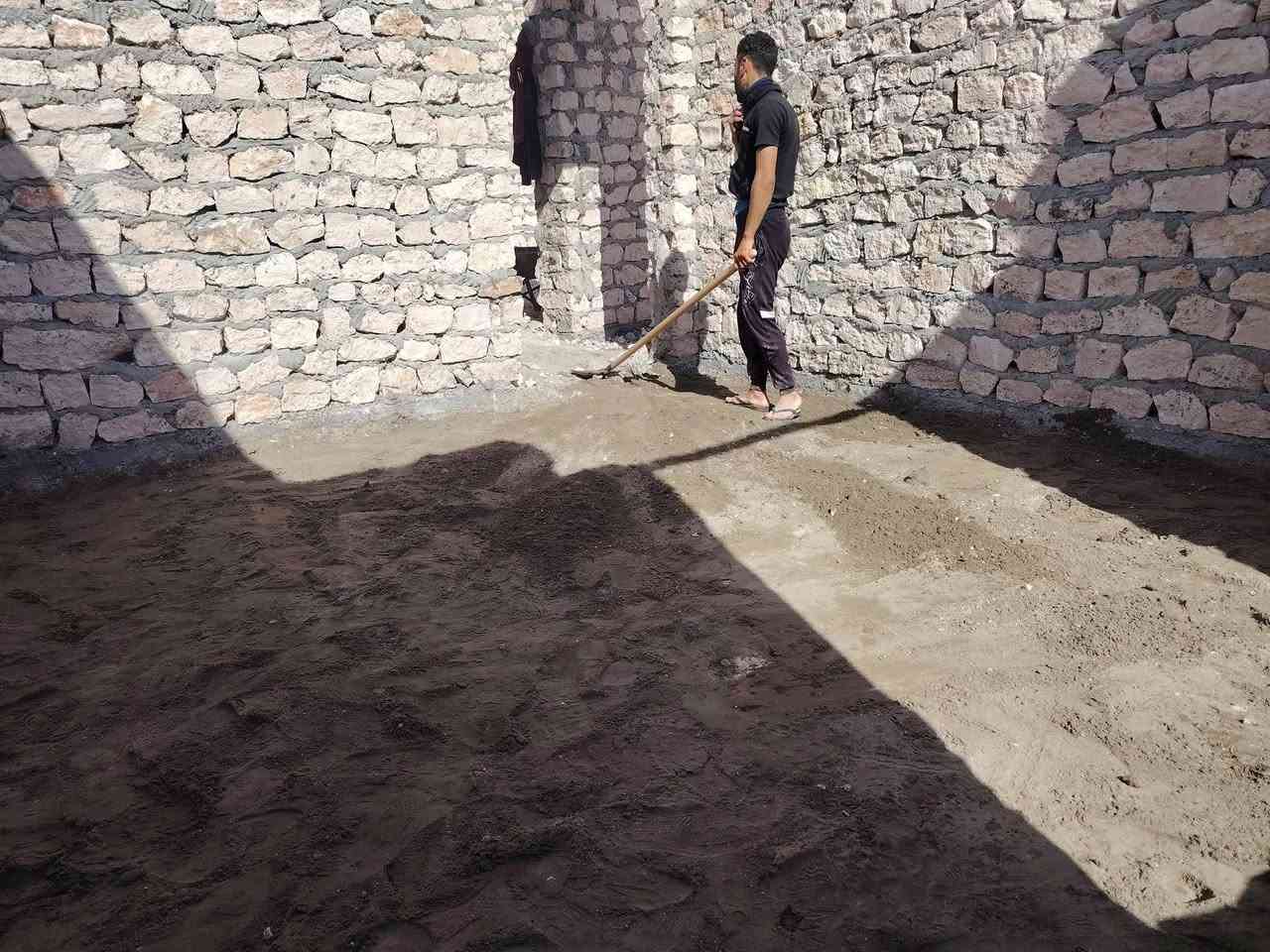 سلام عليكم  /  يوجد كادر عمل جاهز /  تصعيد مواد /  تنضيف بيوت /  تفليش /  تكشيط /  دفن نهري /  شقلنه ليل ونهار /  ومعداتنه جاهزه  ومالك دخل بكلشي تأخذ شقل جاهز مني سلمني شقل وتأخذ شقل جاهز / ماعليك بس تصال على رقم /// ***********
