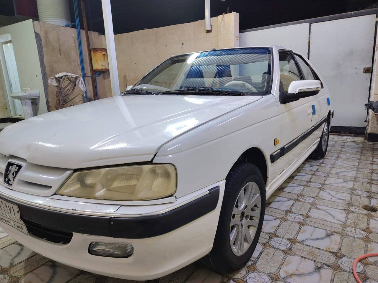 سلام عليكم بيجو باص مديل 2018 كير مكينه تبريد تخم تاير جديد حدادة نص عمر السيارة يوجد فيها جاملغ وبنيد مبدلات وشاشة تحكمات ستيرن حساسات خلفية ولايت زينون سعر السيارة ٣٨ وبيها مجال بسيط رقم بصرة مشروع وطني مكان السيارة بصرة وللاستفسار اتصل على رقم ***********
