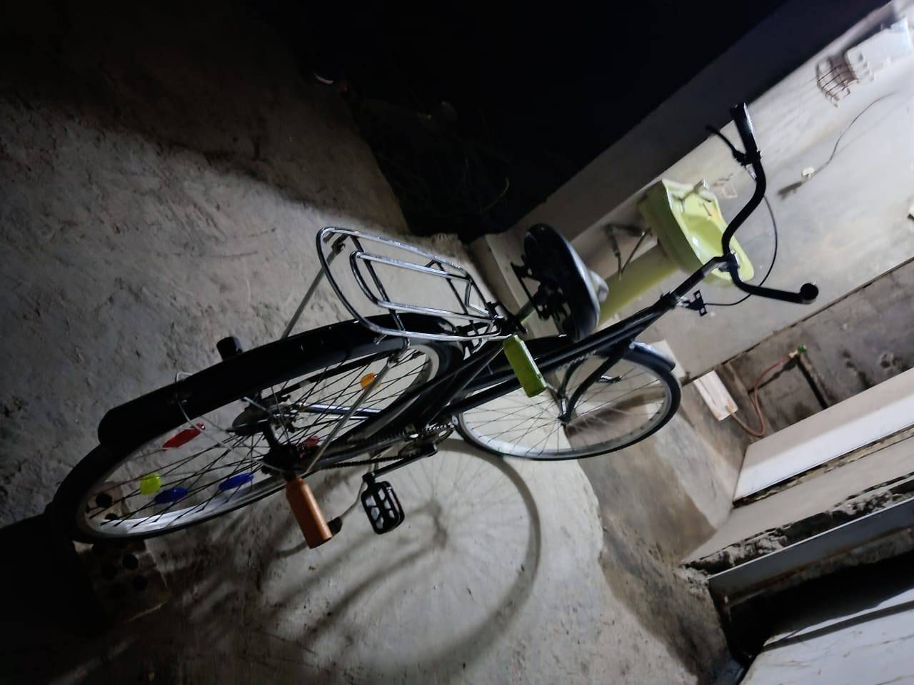 باسكل سانتوس نضيف السعر ٧٥ بي مجال قليل لللاستفسار ***********
