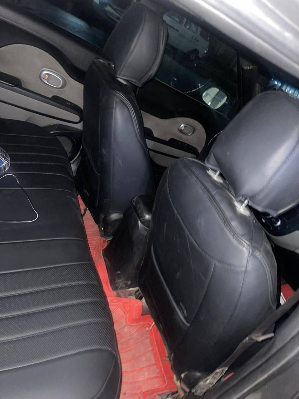 السلام عليكم صول موديل 2017 وارد امريكي محرك 1600 ماشيه 85  الف ضربتها بأمريكا نص مترا واكع شي عل قماره من فوك صدر الراكب وشويه من البنيد مصبوغه عام السياره كير محرك تبريد تخم تاير كله جديد رقم بغداد  نكليزي وهزه جديده وبسمي سياره وبيها طخه بل جاملغ جديده سعر 85. ***********
