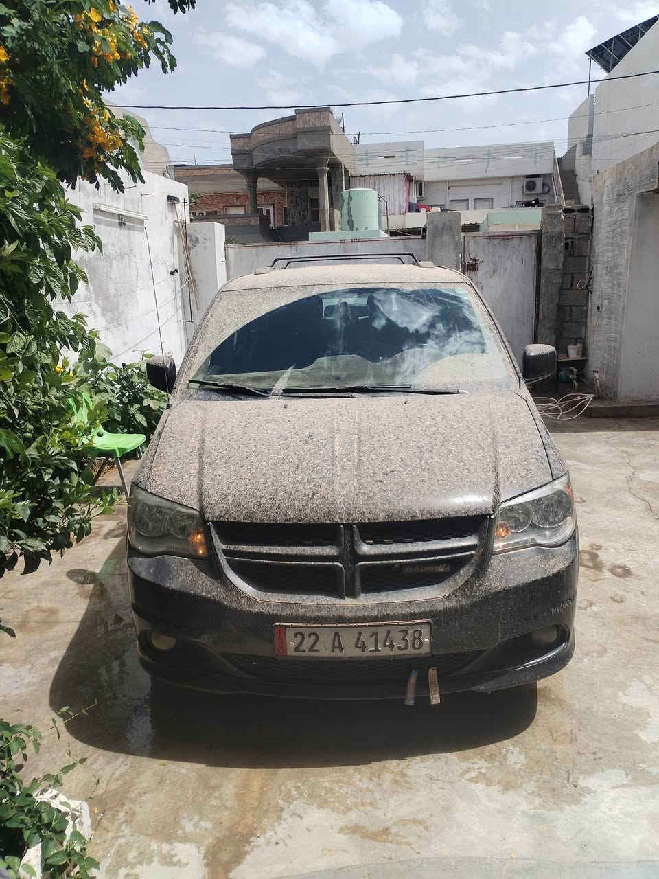 السلام عليكم ورحمة الله وبركاته
من رخصة الأدمن 

دوج كرفان كراند Sxt
بأسمي 
كلين
أجره
السعر /145 وبي مجال
***********
كركوك
