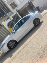 كامري لبيع مديل 2025 وارد الصين مكفوله السعر 210  07704542467