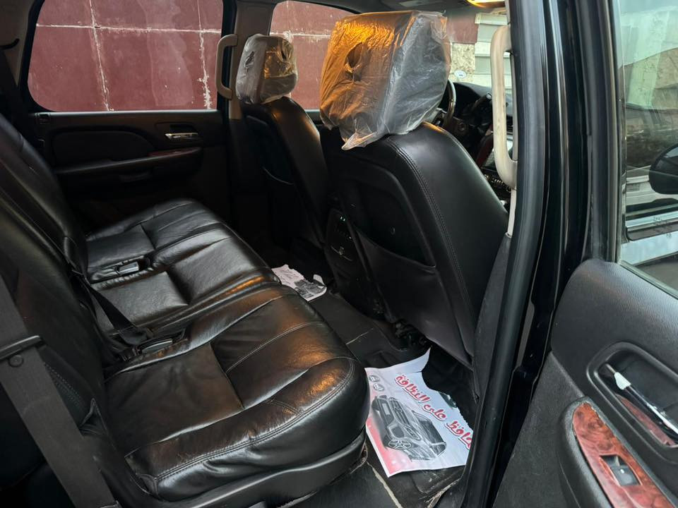 الرخصة من الادارة المحترمة
السلام عليكم 

تاهو خليجي فئة LT لون اسود ملكي موديل ٢٠٠٨ صبغ بنيد اثر جراد ونص الجاملغ الخلفي خلف السائق 

محرك كير تخم تاير تبريد داخل جلد اسود لايت زنون تحكم ستيرن تبريد ٣ قطع شاشة كاميرا سيارة عل بلاد الشركة ماشية ٢٠٠ الف رقم اربيل باسمي دولي تحويل مباشر مكاني بغداد 

السعر ٢٠٠ ورقة 

***********

تحياتي للجميع ....
