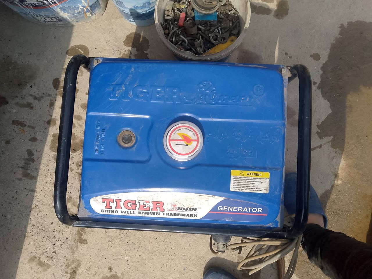 مولده تايكر الثقيل 3700
شرط شغال ملف نحاس 8 انبير،
سعرها 125 مكاني موصل ايمن حي النفط 
***********
