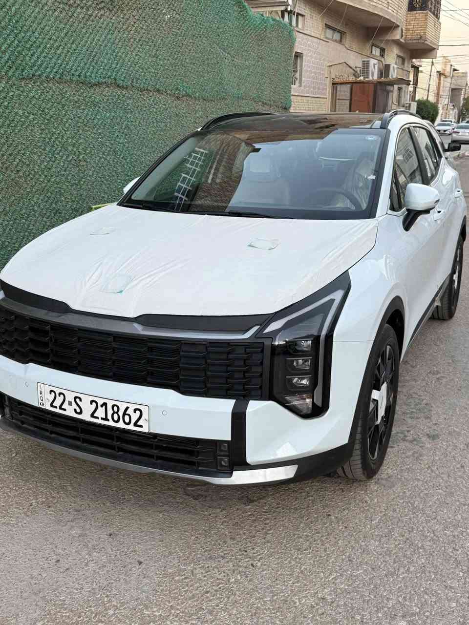 سلام عليكم
كيا سبورتج 2026 فول مواصفات بانوراما
خليجي السياره زيرو قبل اسبوع اخذتها وبعدها ماماشيه ابد 
رقم اربيل وكاله او تحويل مجاني 
السياره مكفوله كفاله عامه من الخدش وكل شيء
بانوراما ، كشنات تدفئه وكهرباء ، جنطه كهرباء
باقي المواصفات معروفه 
السياره جديده وصار عندي ظرف اريد ابيع
السعر 238 وبيها مجال للشراي 
علما ان الزيرو سعره 255 وهي زيرو السياره 
***********
