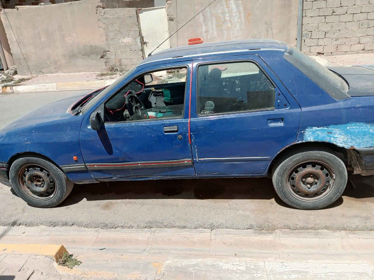 سياره للبيع مكفوله من كلشي سعر مليون شغاله  ترايك للسعوديه  وحياكم ***********
