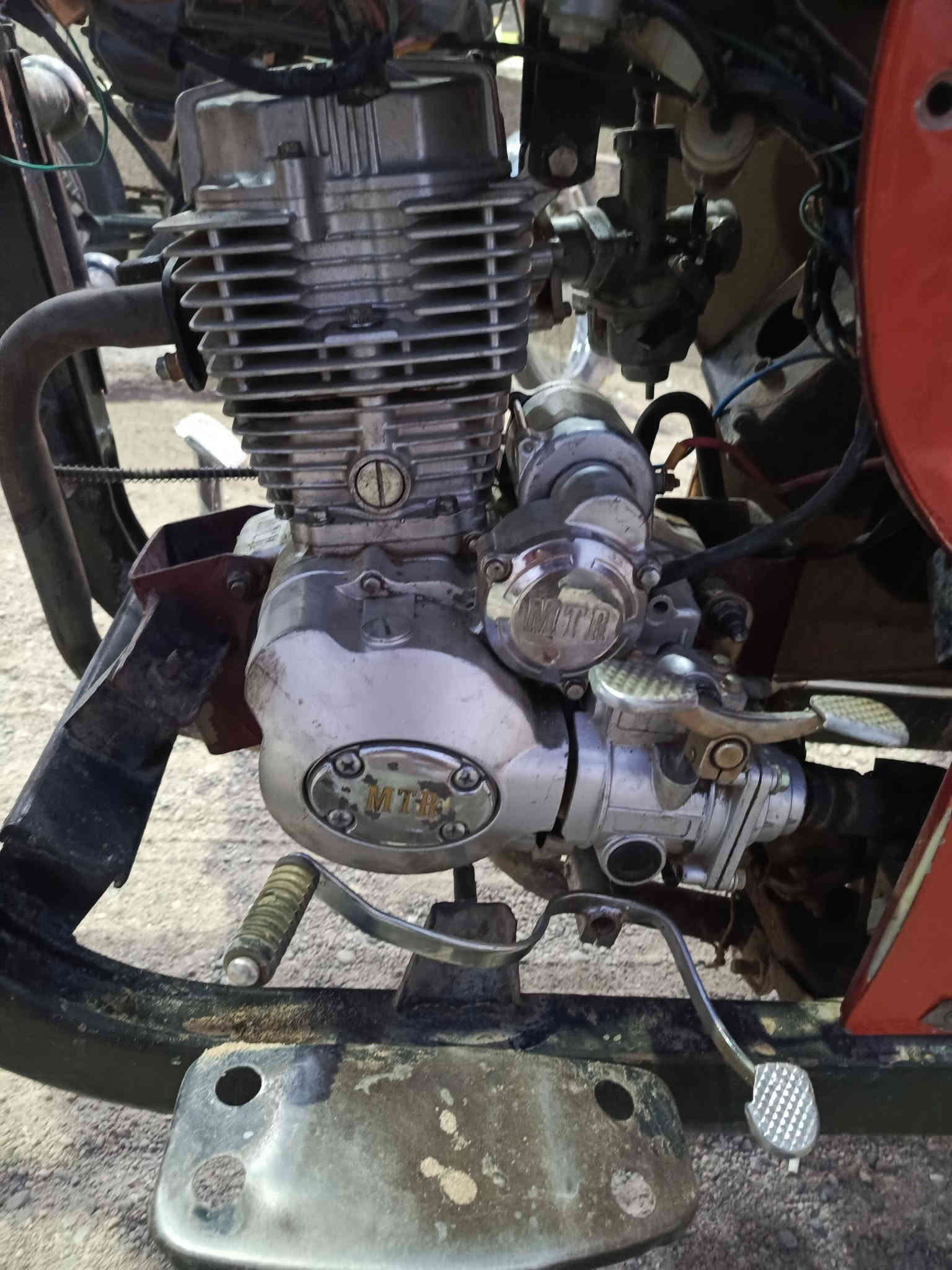 ستوته ام تي ار ادوات ومكفوله من السرقه نضيفه كلش اكسن لطش جديد محرك نضيف كهربائيات كلها شغاله نكره سلف السعر 800 وبيها مجال قليل مكاني خور الزبير وهذا رقمي ***********
