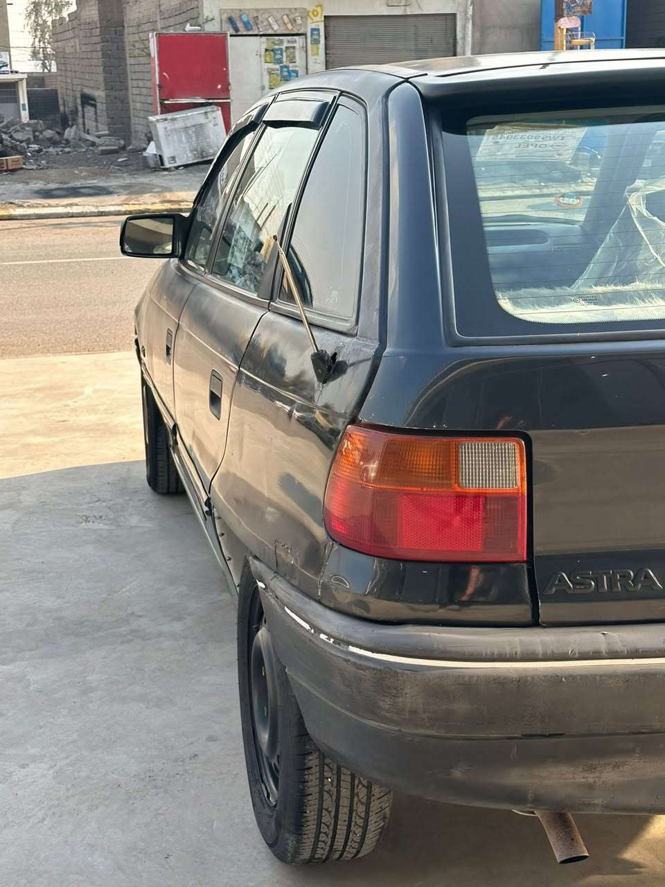 السلام عليكم
استره حجم 14 موديل 1992
كير مكينة شرط لا صرف ولا نفخ 
وبدون صبغ 
 صدر جديد
تايرات جدد 
 باتري جديد 
كهربائياتها كلها شغالة بشرط 
رقم نينوى ( دولي ) باسمي 
سنوية جديدة 
مكان السيارة الجانب الايسر ( قادسية الثانية )
السعر 47 وبيها مجال 
ما متواجد عالخاص (نهائي) اي استفسار عدا الي بالمنشور عل ارقام 👇🏼👇🏼
***********
***********
