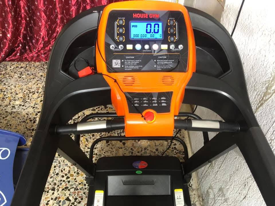 جهاز جري  HOUSE GYM T900A
لون اسود 
المواصفات :
السرعة الكليه 14 كم 
اواكس 
مغناطيس امان 
ميزة الجبلي 
وجهاز هزاز لأذابة الدهون


**إذا كنت صاحب هذا الإعلان وتريد حذفه لأي سبب، رجاءا أرسل رسالة إلى الدعم الفني**