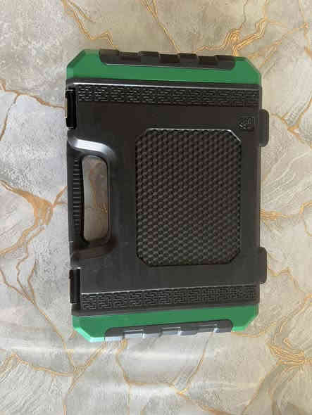 امزون اصلي كلش ضمان سنتين سعرها ٢٥ مع توصيل عندي ٣ قطع كلش نادره للحجز ***********
