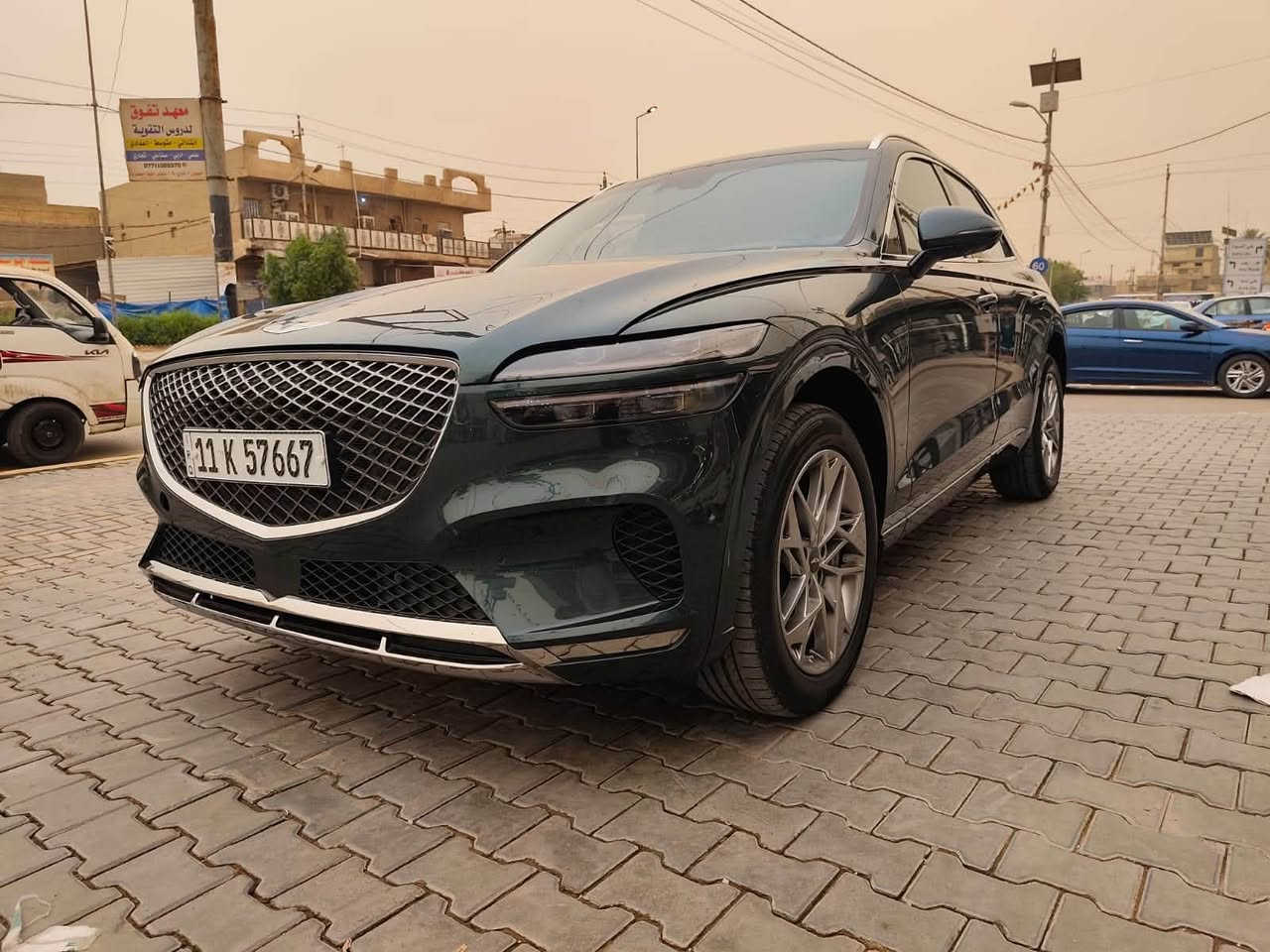 Genesis Gv70 2.5T Awd
موديل 2023

مكينه 4 سلندر 2500 تيربو

دفع رباعي 4X4

سقف بانوراما 

بصمة تشغيل

بيبان بصمة

صندوق بصمة كهرباء 

كشنات خزّن ميموري 

كشنات جلد + تدفئة + تحكم كهرباء 

تدفئة ستيرن

شاشة كبيره 

نظام GPS

شاحن لاسلكي

كير ماوس

شفتات بالستيرن

تحكم ستيرن كهرباء 

رادار خلفي وامامي

رادار جانبي (نقطة عمياء)

حساسات خلفية

مري شفط وقلاب وترحيب

5 وضعيات قيادة 
ماشيه ١٦ الف 
وبعد هواي مواصفات بيع او مراوس بجالنجر 

للاستفسار ***********
