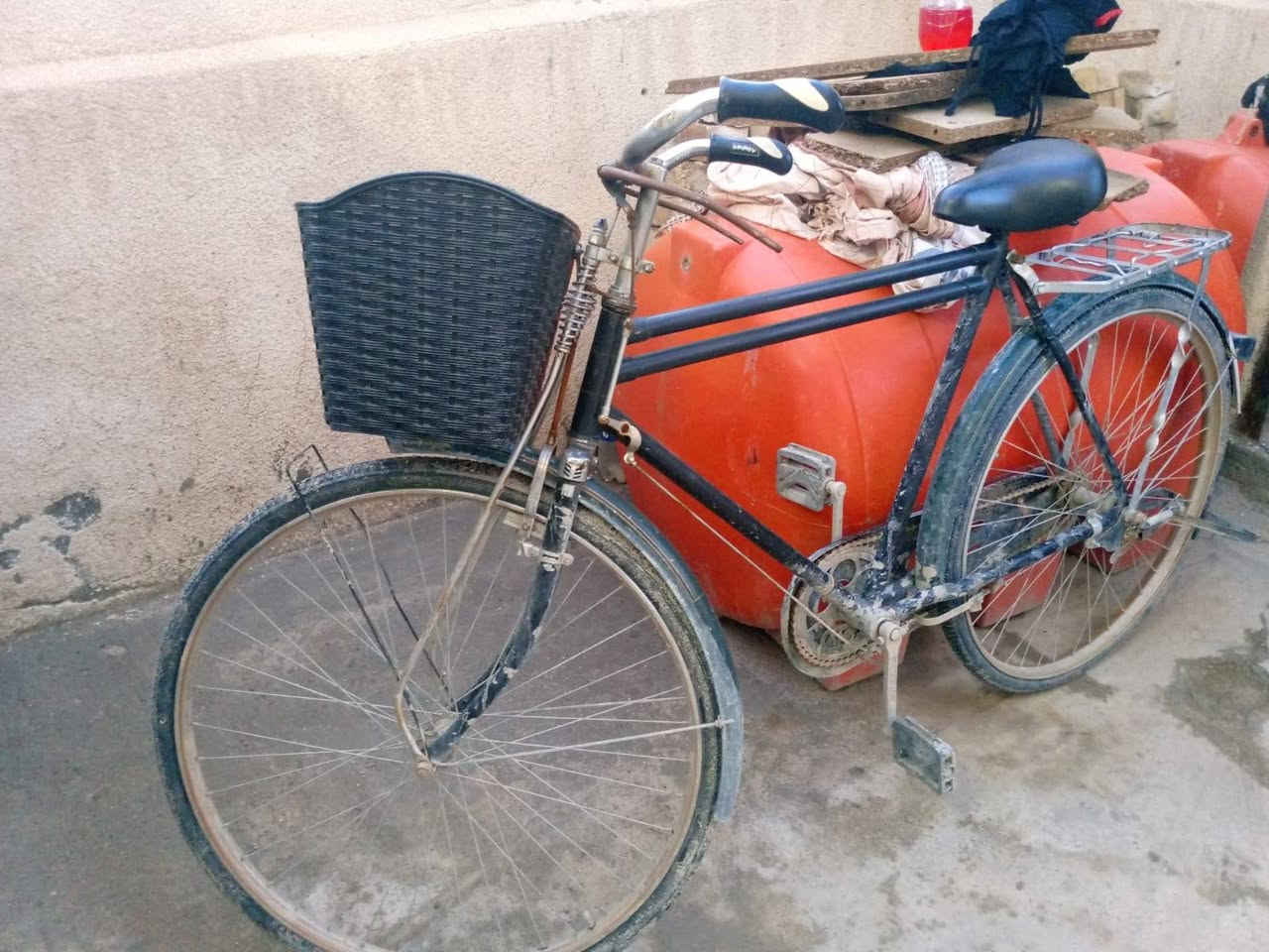 السلام عليكم من رخصه الادمن بايسكل للبيع نظافه فول حجمه 28 الاستفسار ***********
