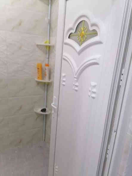 عقار للبيع (ماليه )
ألموقع /الكوام الشرقي قرب ال بردان 

المساحه ١٨٠ متر يتكون من (طابق اول غرفتين وهول ومطبخ وحمام وتواليت وبراني 

حمامات داخليه وخارجيه 

البيت بناء نضيف بنسبه ٩٠ % 

للاستفسار مراسله الصفحه او الاتصال على الأرقام التاليه

***********
