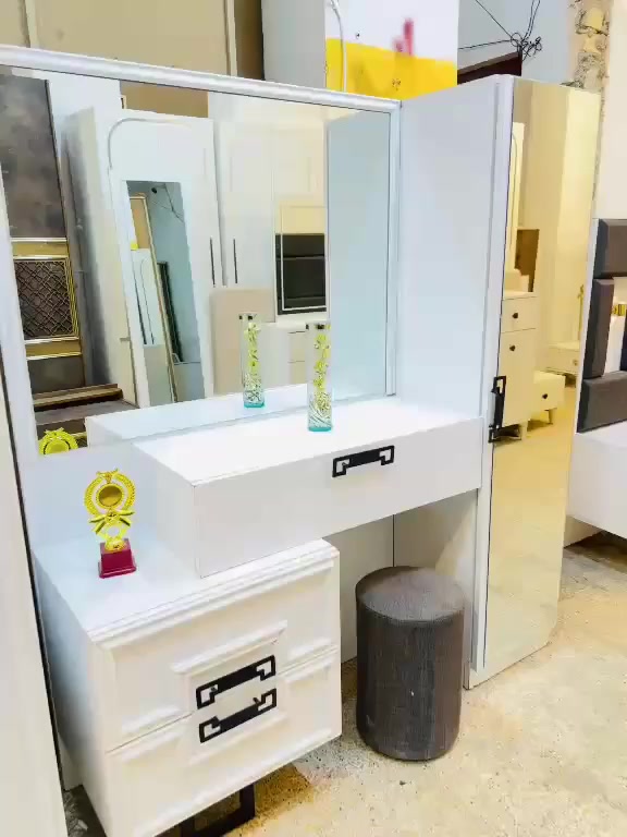 غرفة نوم تركي 🇹🇷 مستخدم
نضافه 90‎%💯
تتكون من 9 قطع 
برغي وجوي حديد + شازلون مخزن
+ سكك سل ستيل يدات سل ستيل + اناره شغاله 
سعرهه 850 الف بيهه مجال 
توصيل وشد داخل بغداد مجاناً 
محافظات كروه رمزيه


**إذا كنت صاحب هذا الإعلان وتريد حذفه لأي سبب، رجاءا أرسل رسالة إلى الدعم الفني**