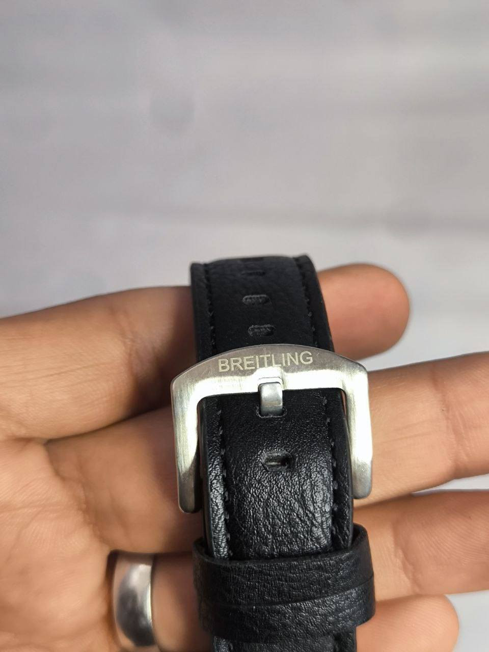 ساعة من ماركة برتلنغ Breitling

تحفة فنية 
تصممة تعكس روح الهندسة والسباقات والميكانيك 
مكينة دينالي ناعمة نظام ستوبوج(جميع السناتر شغاله) 
جميع السناتر شغالة
ميناء مميزة مع فول لامينوس ارقام واميال 
زجاج معدني ضد الخدش 
 سير جلد  
الساعة مختمة بالكامل 

ملاحظة ؛- متوفر قطعة واحدة فقط 
السعر : 35الف ع اول تم
 للحجز والاستفسار يرجى مراسلة الصفحه


**إذا كنت صاحب هذا الإعلان وتريد حذفه لأي سبب، رجاءا أرسل رسالة إلى الدعم الفني**