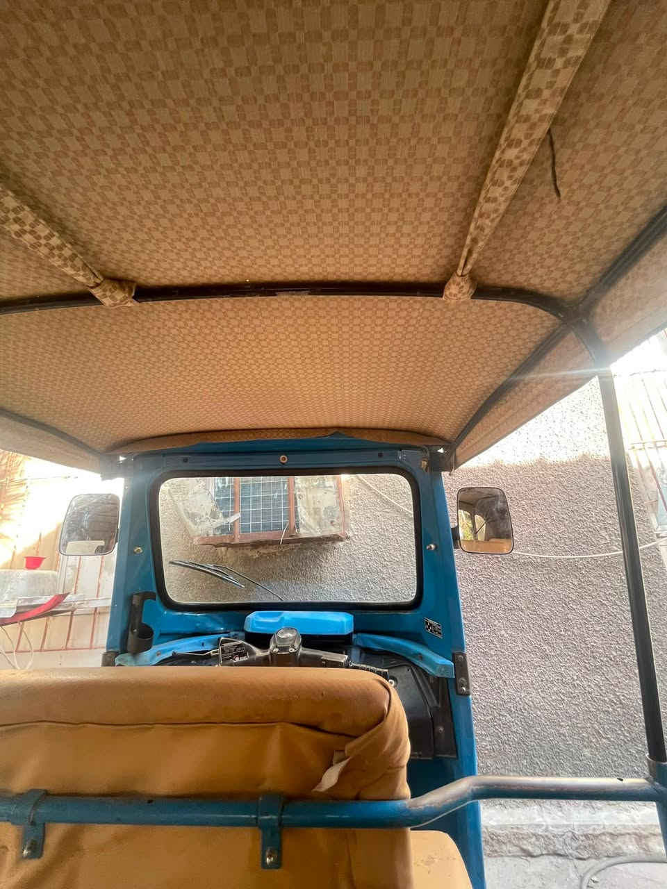 سلام  عليكم تكتك ٢٠ طالعه ب٢١ مرقم بغداد تحويل  ثاني يوم  سعر٥ ونص بيها مجال  مكاني محموديه***********
