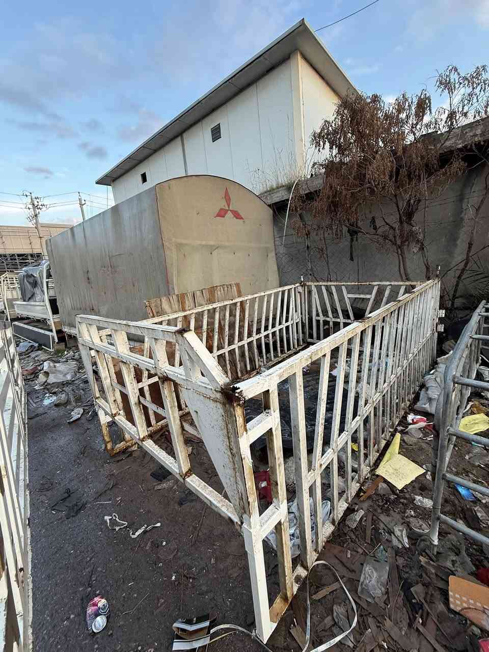 چەمچەی کیا 4000 بۆ فرۆشتن 
سعر 180 هەزار 
شوێن هەولێر 
***********
