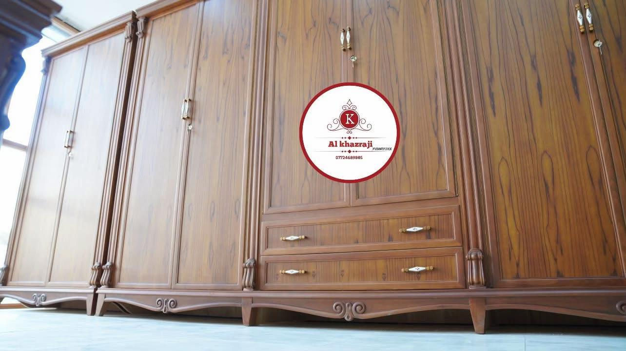 ⁨	⁨	‎موديل فينيسيا  اللون البندقي كلير مات مطفي ‎هاي الغرفه مصبوبة صبابة  ‎ عباره عن خشب وصاج وزان وجاوي   ‎السعر 4 ملايين 250 الف ‎نجارة عراقية 100‎%‎ ‎ضمن وجبة الدرجة الفاخرة ‎غرفة 6 ابواب  ‎جميع ملحقات الغرفه الكنتور الزاويه الجربايه ميز مرايه الكومديات الوجهه والداخل 5 ملم صاج طبيعي ‎ القاعدة كبس صاج وجهين 5 ملم يعني عمل تنسى عمر ‎الظهر چرچوبة داخلية شد براغي  ‎كل الغرفة خشب زان 7 ونص سم ‎كل الغرفة لف الابواب والمجرات خشب زان 4ونص سم ‎السرير عدد 2 لوح خشب چام مع بلوك ارضية يكون ارجل عدد 8 ‎ارجل جاوي مجفف مرتفعه عن الارض  ‎حجل زان ‎وطابورية اضافية  ‎ارتفاع الكنتور 2.30سم ‎عرض الكنتور 3.60سم ‎عرض زاوية الملابس 1.20سم ‎النزال ( العمق ) 60 سم ‎يعني الكنتور وزاوية الملابس ضلع كامل 4.80سم ‎الجربيه 3.00سم المنام 1.80سم في 2.00سم ‎السعر 4750 ‎معرض ومعمل الخزرجي للأثاث    ‎الشد والتوصيل مجاني الى جميع محافظات العراق    ‎✔ تتوفر لدينا داخل صالة العرض تشكيلة من الموديلات  ‎📍 _زيارتنا على موقعنا حلة / منتصف شارع ابو القاسم /من جهة سوق الحلة الكبير مجاور دكتور مكي الابراهيمي طبيب الاسنان.. ***********  *********** ‎#معرض_ومعمل_الخزرجي_للأثاث  #اكسبلورexplore #بغداد #الشعب_الصيني_ماله_حل😂😂🏃🏻‍♀️ #creatorsearchinsights 
