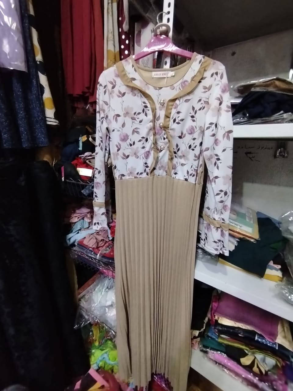 نفانيف امحير القطعه ٥٠٠٠  المكان الحي العسكري خلف الروضه مقابل الصوره


**إذا كنت صاحب هذا الإعلان وتريد حذفه لأي سبب، رجاءا أرسل رسالة إلى الدعم الفني**