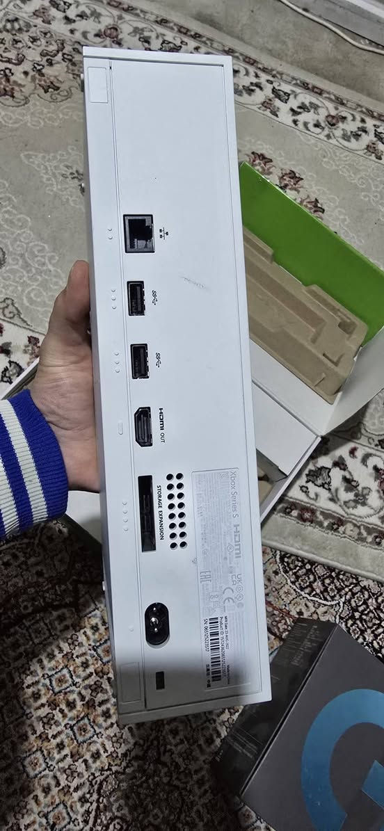 سلام عليكم.
عدي بكج كامل لل xbox s 512GB  
UBS 1500 
hard 1T 
Hed set - Logitech 
كامل ملحقاته  
استعمال 5 اشهر 
وبي اكثر من لعبه مثل جي تي اي وفيفا 25 وبعد كم لعبه مخزونات 
الشراي يجيني خاص 

وكله على وضع البلادي انطيك شي نضيف وتشوفه بعينك. 
مكاني اربيل.


**إذا كنت صاحب هذا الإعلان وتريد حذفه لأي سبب، رجاءا أرسل رسالة إلى الدعم الفني**