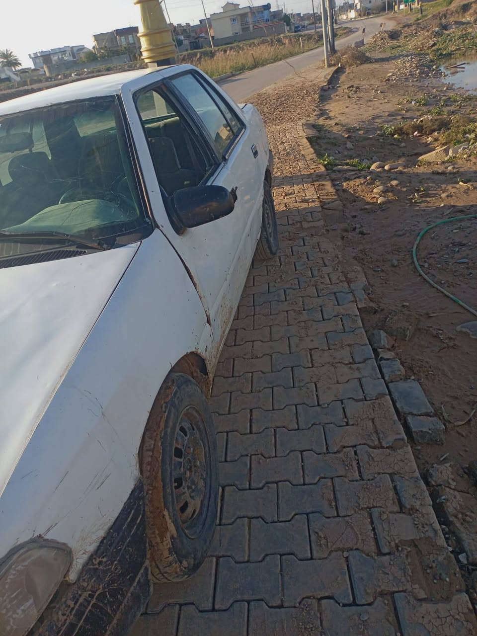 هونداي للبيع مسجله كير ومحرك شرط ما ناقصها شي سياره شغاله كامله كهربائيات شغاله
السعر (1400) بيها مجال قليل قليل 

‏‪0771 408 3162‬‏
***********
