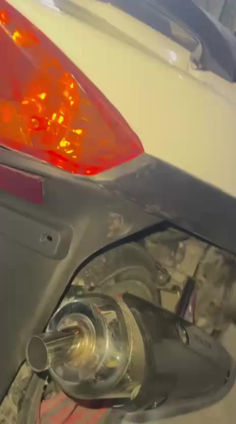 سلام عليكم ماكس عدله مكينه 55 نشطه المكينه وكلش قويه دراجه يرادلها ترتيب مابيها نقوصات هواي يرادلها اشاير امامي وترتيب كهربائيات بَسہ سعر خاص العنوان الكراده داخل قرب تقاطع الاورزدي رقم صاحب الدراجه ‭0771 270 0861‬
وبل عافية عل ياخذها كلش حلوه الدراجه وقويه تجي وتشوف وتفحص
