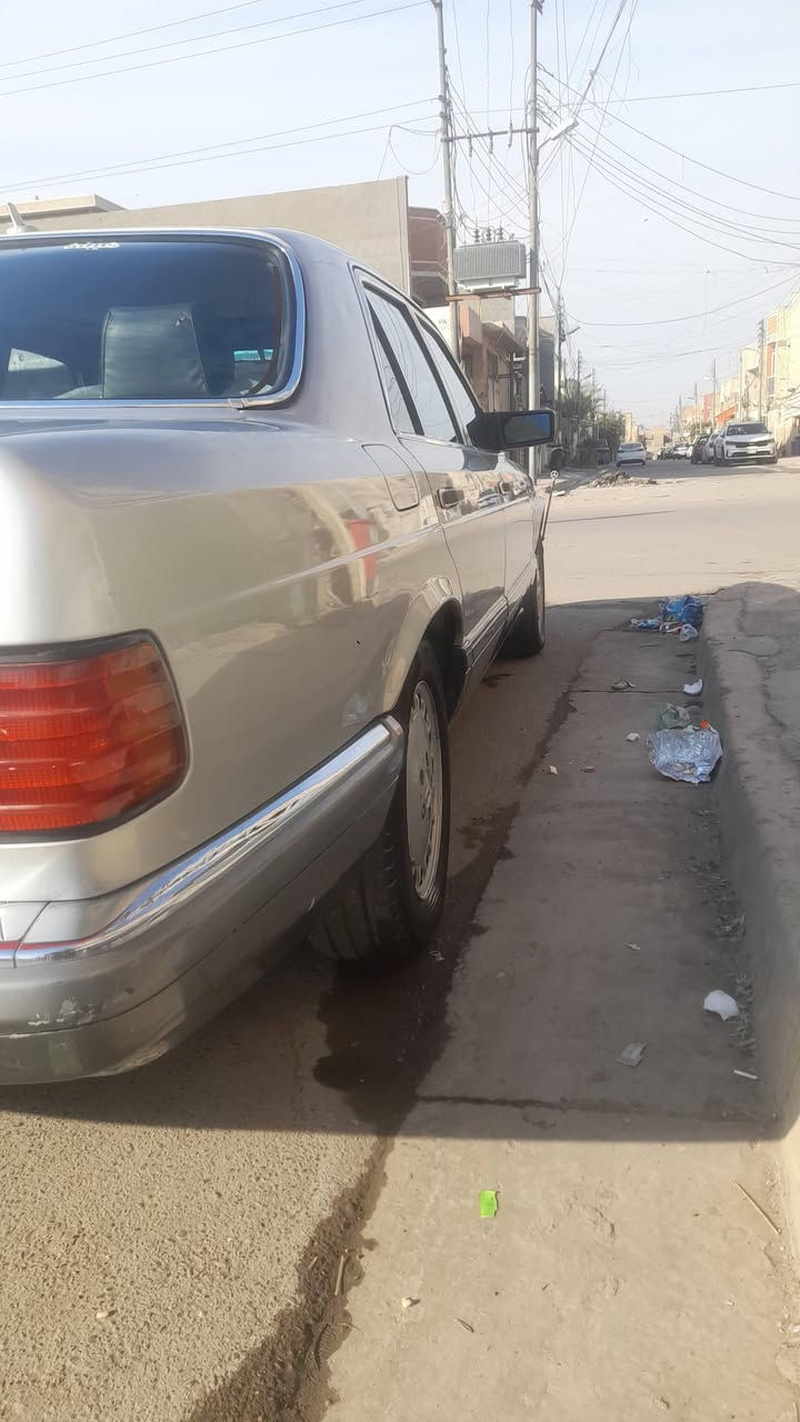 سلام عليكم مارسيدس جامبو باب قصير مكينه 
300 قبق اسود 
ابسمي
مكينه كير  كفاله 
سلايت طكتين
صدرها نظيف 
غرفتها نظيفه 
كهرباء كلها شغاله 
بكاني بغداد 
السعر ٧٨ بيها مجال 
***********
