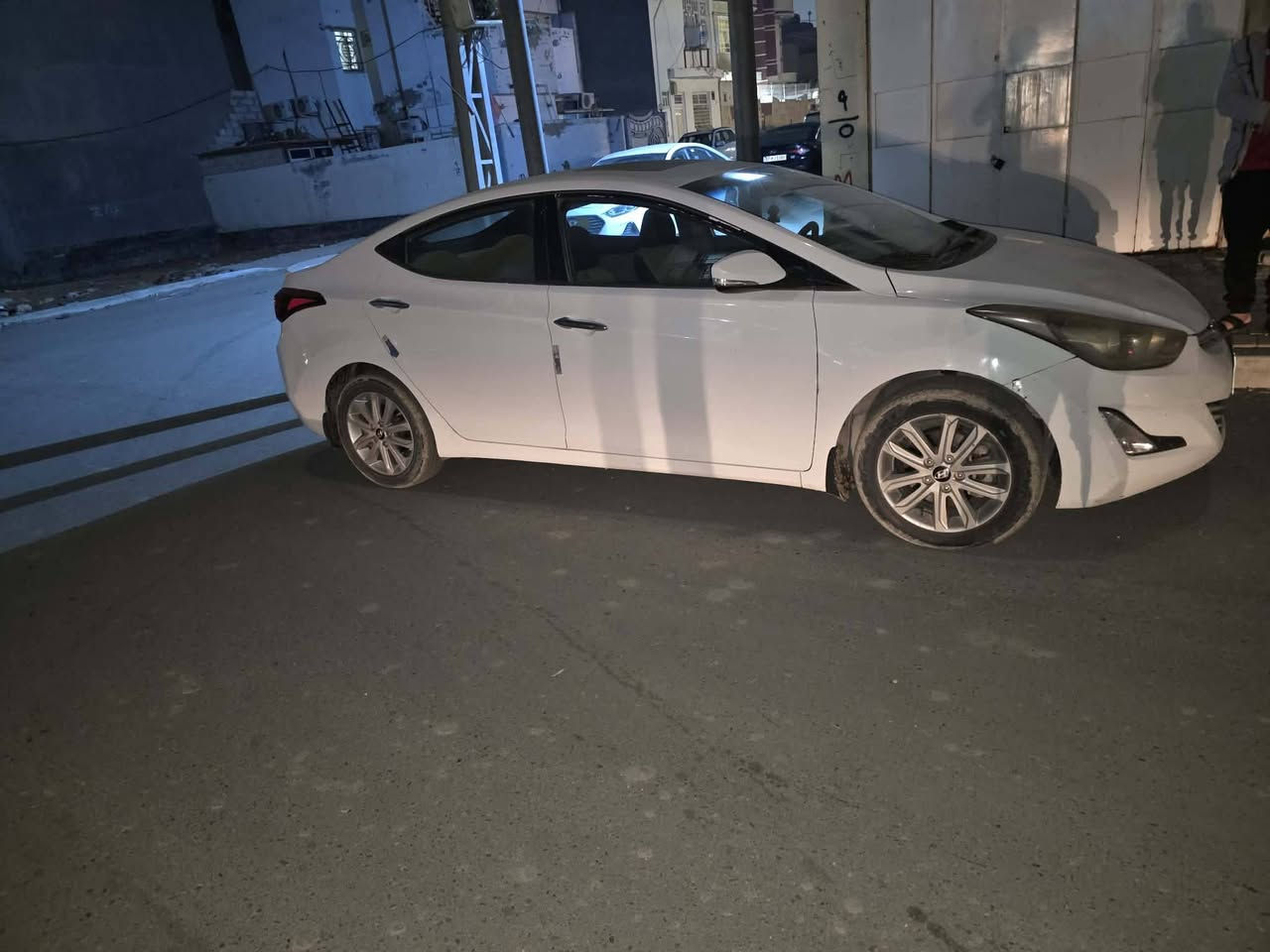 للبيع  2015 رقم بغداد خليجي فول ماشية 70 السونار موجود بلصور السعر 120 سيارة جديدة وجاهزة ***********
