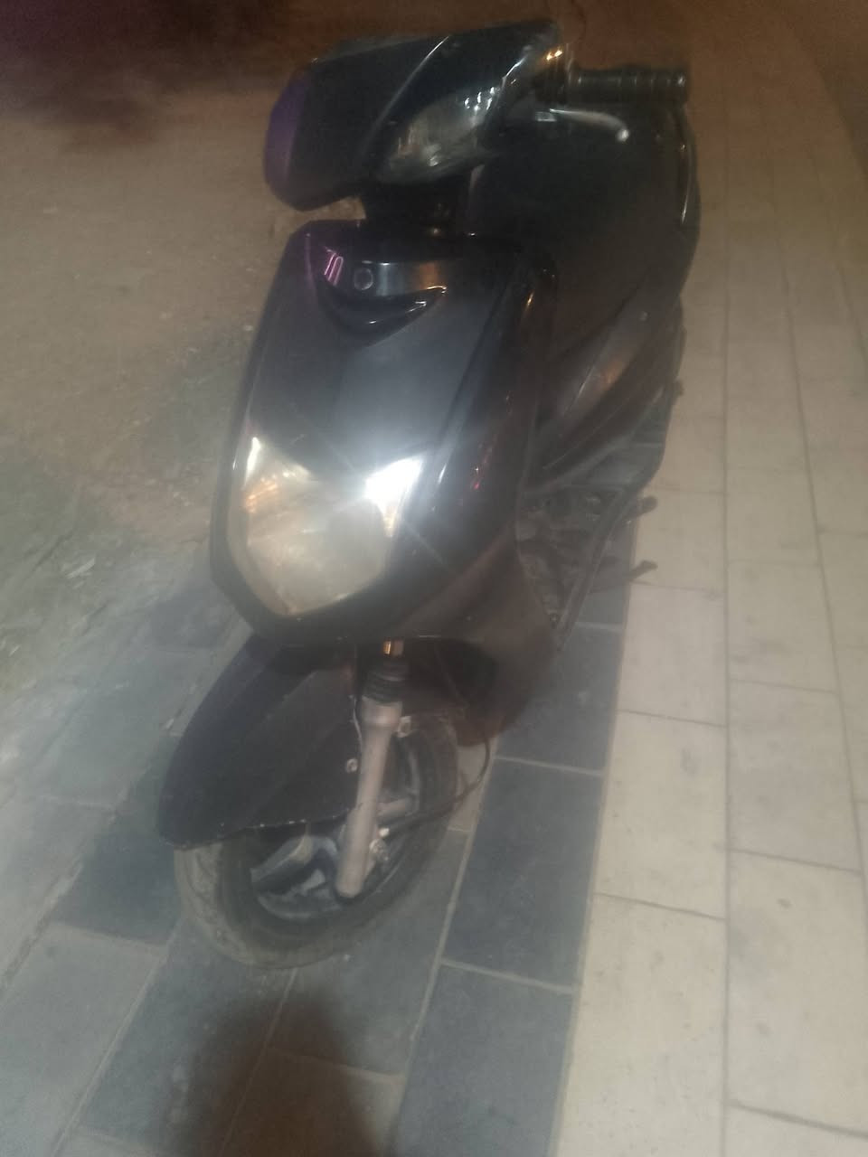 سلام عليكم دراجه سكنس 110 السعر 450الف مكينه مكفولة كفاله وبيهه مجال حك الجيه ***********
