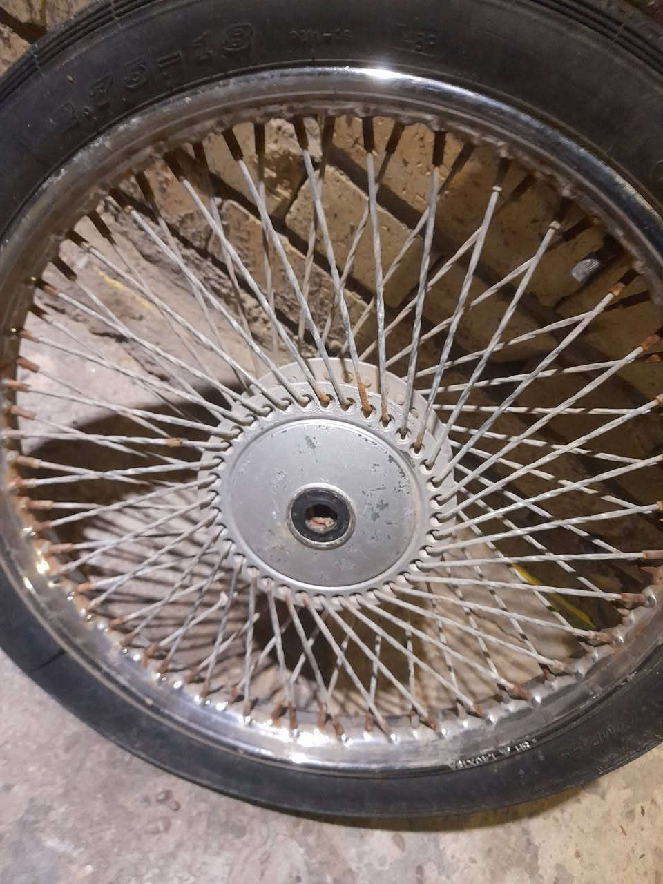 امامي وخلفي للبيع سعر ٥٠ وبيهن مجال متواجد خاص مكاني زعفرانية


**إذا كنت صاحب هذا الإعلان وتريد حذفه لأي سبب، رجاءا أرسل رسالة إلى الدعم الفني**