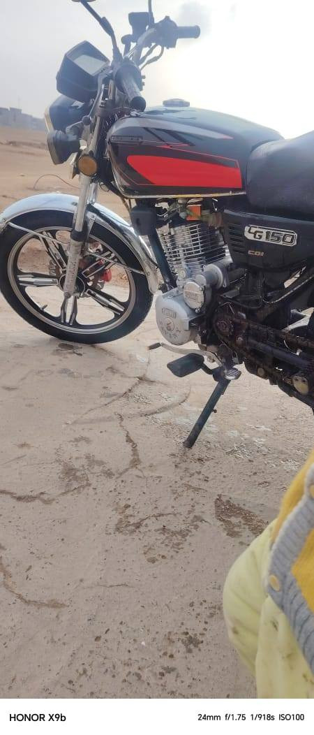 السلام عليكم دراجة 2022سيفان خمسة كيرنضيفة مالت جناي السعر370 رقم صاحب الدراجة
***********
