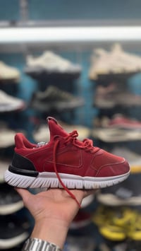 ، ترانشـ👟ــوزات (باله وليس شي ان جديد) درجه ممتازه والنظافه حلوه 85% ل...