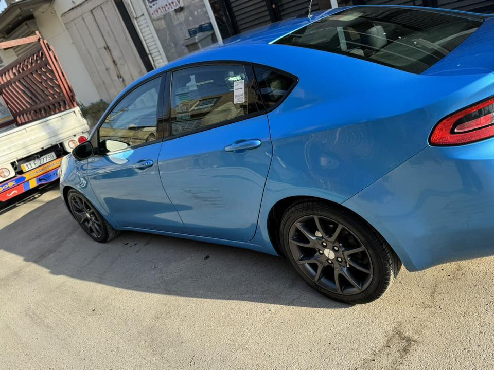 السلام عليكم
دوج دارت موديل  GT 2016 امريكي 
محرك 2400 
شاشه كبيره كشن كهرباء 
تبريد و تدفئه شغال 
رقم دهوك 
السياره بسم شركه اتريد تحويل اتريد وكاله 
المكينه مجفته  و يحتاج اله حداديه 
حادثه بنيد و جاملغ خلفي 
سعر 71 ورقه و بيه مجال بسيط 
عنوان بغداد الجديده 
رقم ***********
