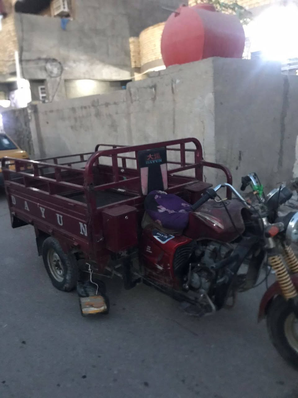 السلام عليكم ستوته دايون موديل 17 طالعه بل 18 مكينه صقر 3 براغي  تشغل سلف و هندر مكينه ناعمه  سعر مليون و ميه بيه مجال مكاني بغداد المعامل ***********
