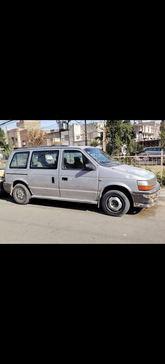 موديل ٩٣ مكانه بغداد الطوبچي  ومرات وجي بيه للعظيم بدالئ مشط ستسرن مال ٢٠١٨ جديد هسه شاده محرك ٣٣٠٠ شرط كير شرط تبريد ثلج كهربائيات بلاديه  السعر ٢٨ ورقه ***********
