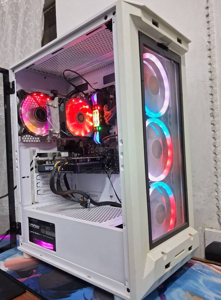 Case 
Ryzen 5 3600
RAM 16GB DDR4 viper RGB 
MOTHERBOARD B450 
Hard 256GB SSD
1TB HDD 
GTX 1650 4GB 
PSU 600 WATT
CPU Air cooler 
290$
-----
Monter 
Nwe kaps
CHIGO
 200HZ
24INCH 
1MS 
95$
------
KEYBOARD AND MOUSE GAMING 
NWE 
30$.
گشتی بە یەکەوە 400$
زۆر خاوێن و بێ کێشە گشتی أربيل, العراق


**إذا كنت صاحب هذا الإعلان وتريد حذفه لأي سبب، رجاءا أرسل رسالة إلى الدعم الفني**
