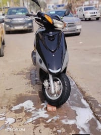 للبيع اكزز رمبه ماشيه 22  السعر 10ونص مكان الكاظمية اتصال 07814824719
