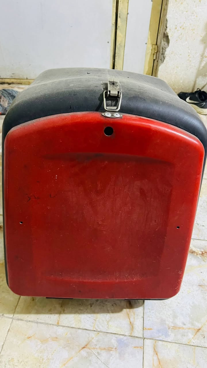 صندوك وخوذه للبيع بسعر مناسب 55 الف مكان النجف الاشرف شارع المطار


**إذا كنت صاحب هذا الإعلان وتريد حذفه لأي سبب، رجاءا أرسل رسالة إلى الدعم الفني**