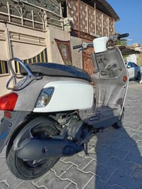 بوليس • ٢٠١١ • مكينة ناعمه