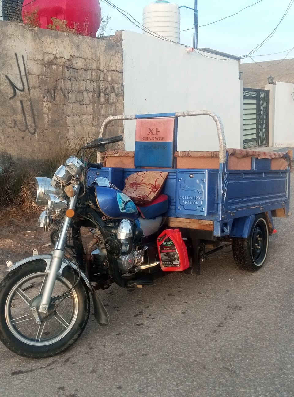 سلام عليكم ستوته للبيع موديل 23مكينه 25توني شادها اله سعر ب2200وبيه مجال حك جيه مكان بابل شوملي تصال عرقم ***********
