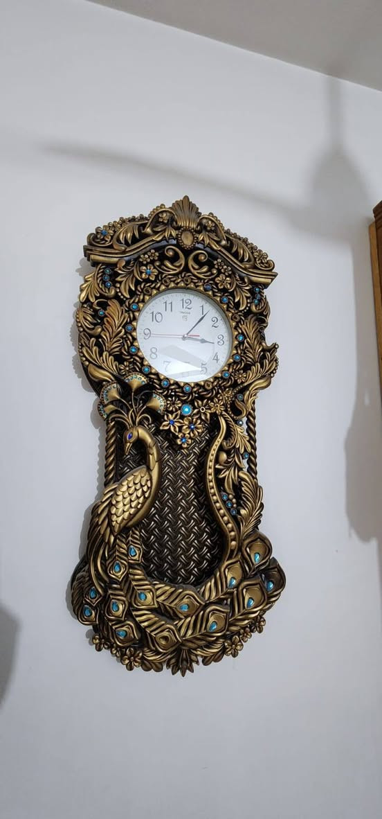 السلام عليكم ش
للبيع الكنتور 150 الف
 والسرير بـ70 الف
الساعة الوحدة بـ10 الف
الجزامة خشب تكمة بـ50 الف


**إذا كنت صاحب هذا الإعلان وتريد حذفه لأي سبب، رجاءا أرسل رسالة إلى الدعم الفني**