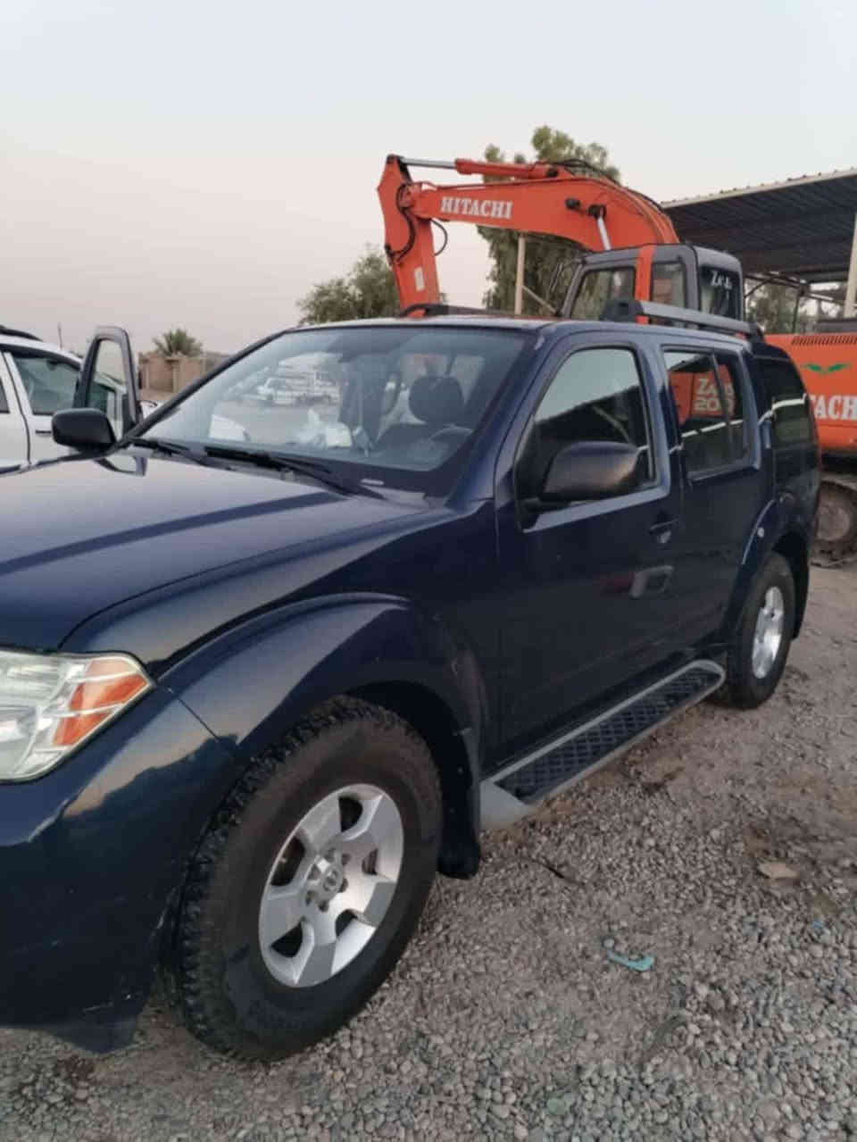 نيسان باثفندر موديل 2009 رقم صلاح الدين مميز مشروع وطني تحويل فقط بدون وكاله سنويه لل26 السياره كلين تايتل بالعراق صار بيها رش بالجنطه فقط والباقي كفاله كير ومحرك كفاله تخم تايرات جديد تبريد قطعتين ثلج 7 راكب تحكم استيرن جهة وحده كهربائيات ع وضع الشركه صدرها جديد امامي وخلفي كل شي بيها شغال سعرها 110 وبيها مجال قليل وترهم مراوس للاستفسار الاتصال على الرقم التالي *********** او *********** خناقين, ديالى
