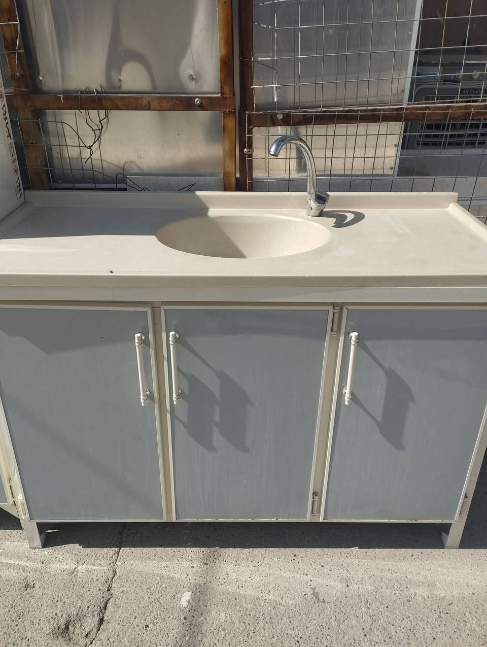 كاونتر نضيف اي عيب مابيه مستعمل شهر السعر 250 وبيه مجال الشراي يخابر ***********
