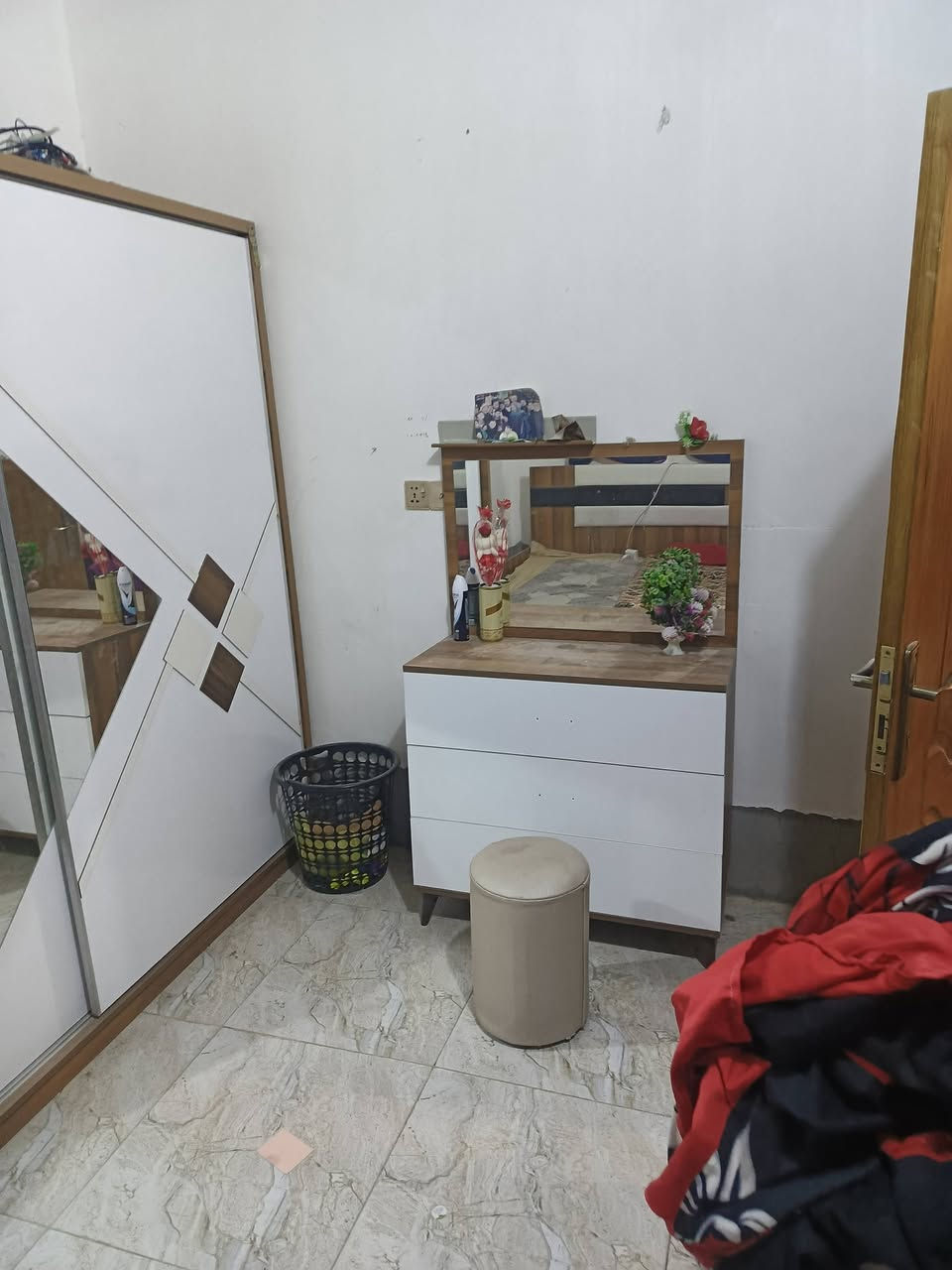 عرفه تركي كربلاء طريق الحر السعر400اوبيه مجال ***********
