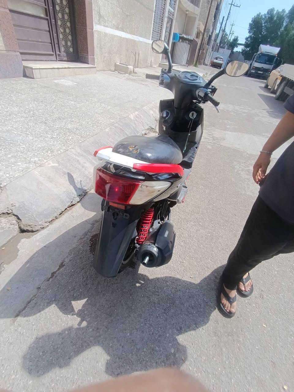 سكنس فحل كوري  للبيع مكينه مفتوحه دراجه نضيفه بمعنه الكلمه وراق كامله مكاني بغداد سعر 650وبيها مجال للطيبين ***********
