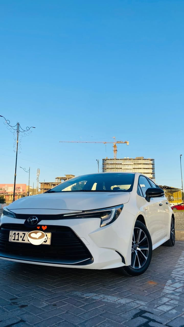 السلام عليكم   كورلا  موديل  24    وراد الصين    فول  مواصفات ماعدة  الكشنات الجلد     مكفولة   من الضربة والصبغ   والبارد  على وضع الشركة مكينة وكير  بيها فقط  حالوبات بسيطة  قمارة وصندوق  ومامبينات  خفيفات كلش   وبيها   شخوط بسيطة ماتنشاف   ماشية  36   الف   ومدوشمة  ارضية وكشنات جلاتين سفريات  وصندوق مكان السياره كربلاء اني مكلف بلنشر الاستفسار *********** ابو ذر
