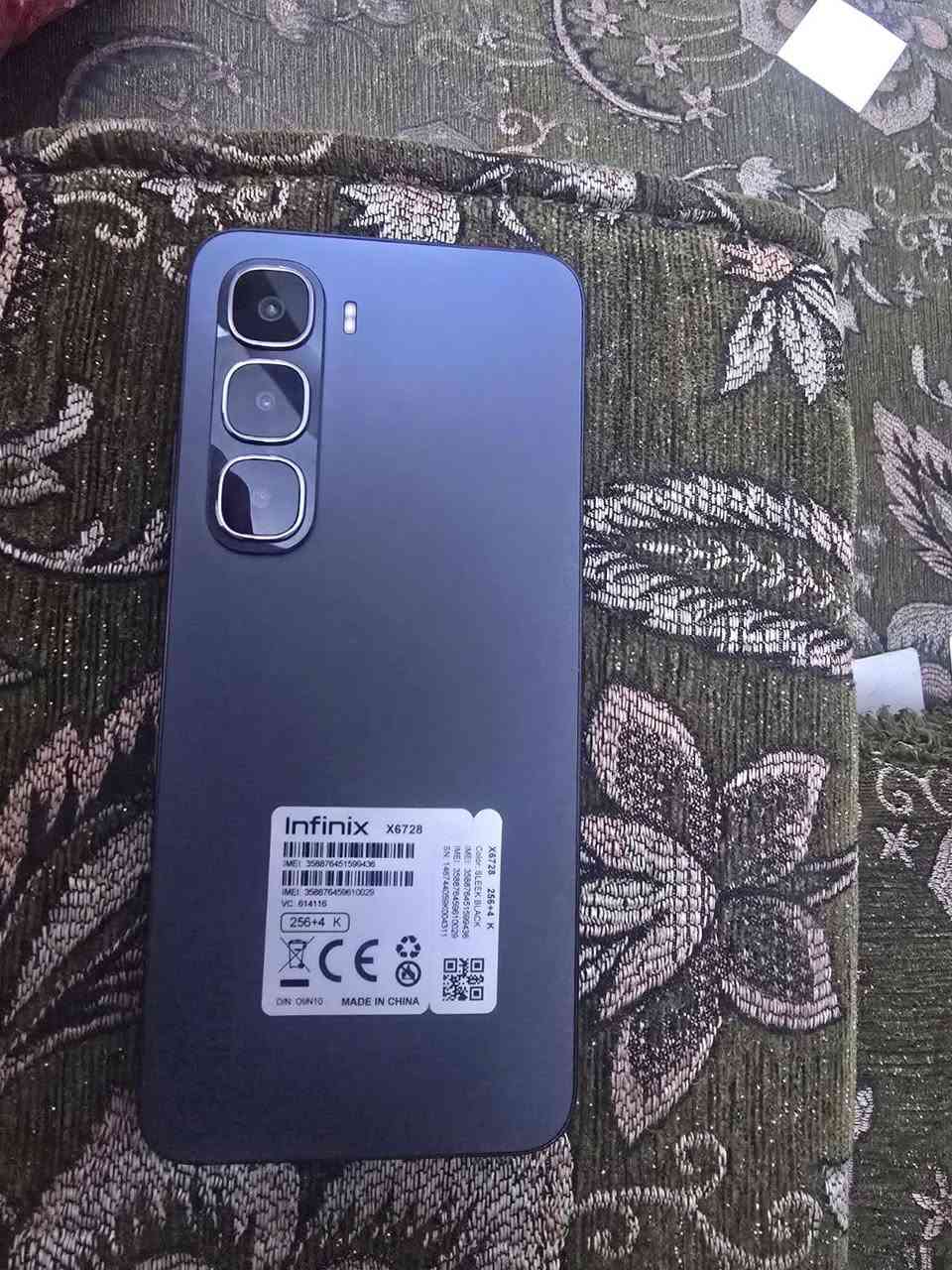 جهاز جديد بعده بل كارتونه بس فتحته ماستخدمته والجديد مالته ٢٧٥  مكاني بغداد الشعب ***********
