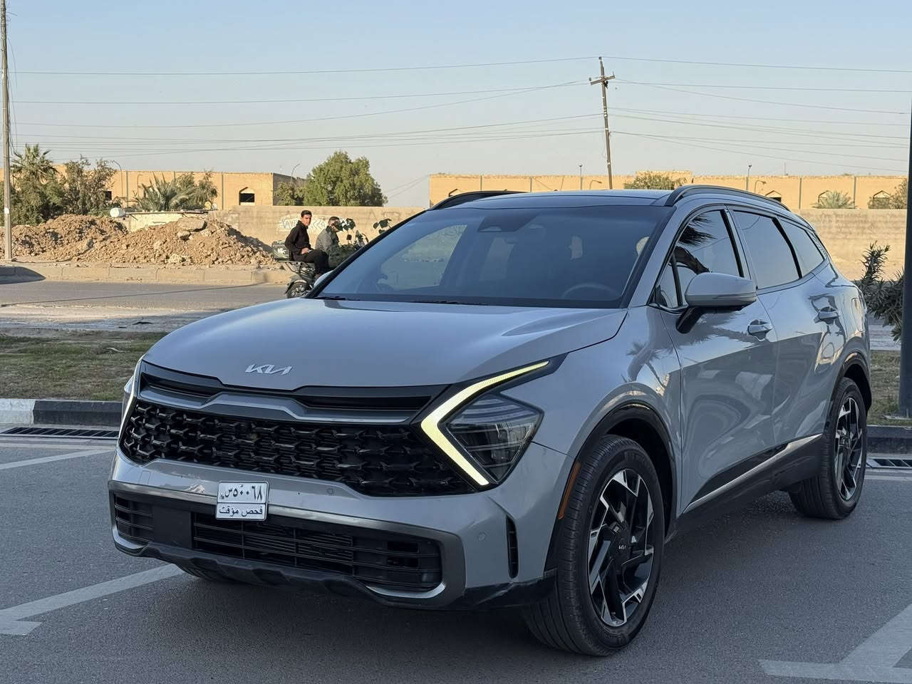 السلام عليكم سبورتج فول ابرستيج2025
تبديل >جاملغين و بنيد 
حره بسمي بدون ارقام بيه رقم فحص مؤقت
ماشيه> 19 ميل
مواصفات >كشنات تتفئه تبريد + كشنات خزن+ 2كشنات كهرباء ⚡️ + شاحن لاسلكيه + نضام ترحيب + تشغيل عن بعد + 5 كامرات+ كامرات محيطيه + بنرامه + حساسات امامي خلفي + صندوك كهرباء ⚡️ + بعد هواي مواصفات ما ذاكرهن >
السعر (168)
العنوان بغداد الزعفرانيه
الاتصال ***********
